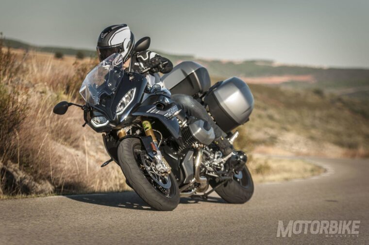 BMW-R-1250-RS-2019-prueba-17
