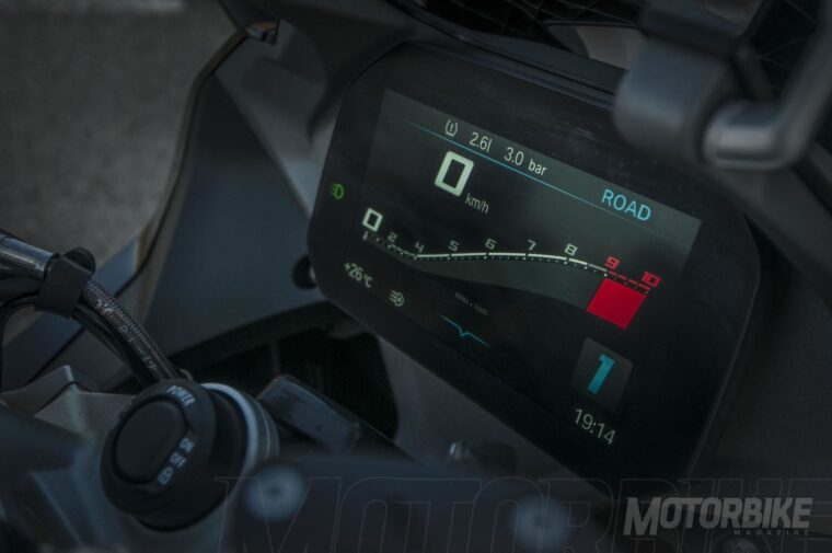BMW-R-1250-RS-2019-prueba-36