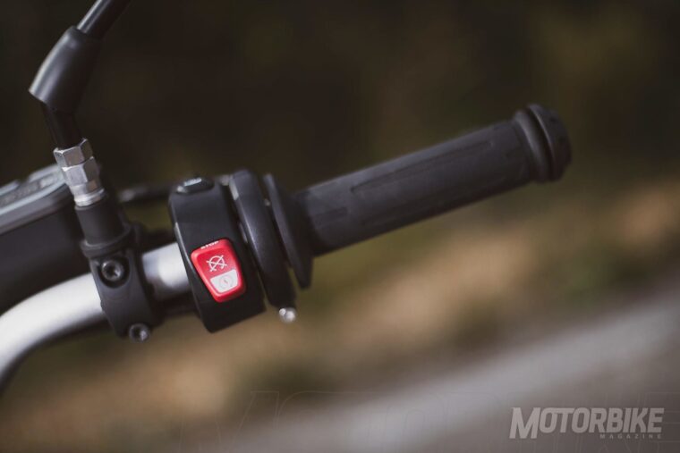 BMW-R-nineT-Scrambler-pruebaMBK033