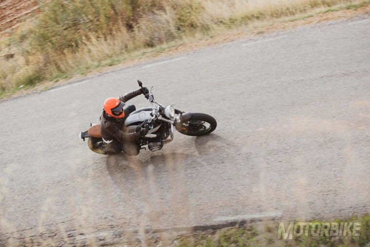 BMW-R-nineT-Scrambler-pruebaMBK053