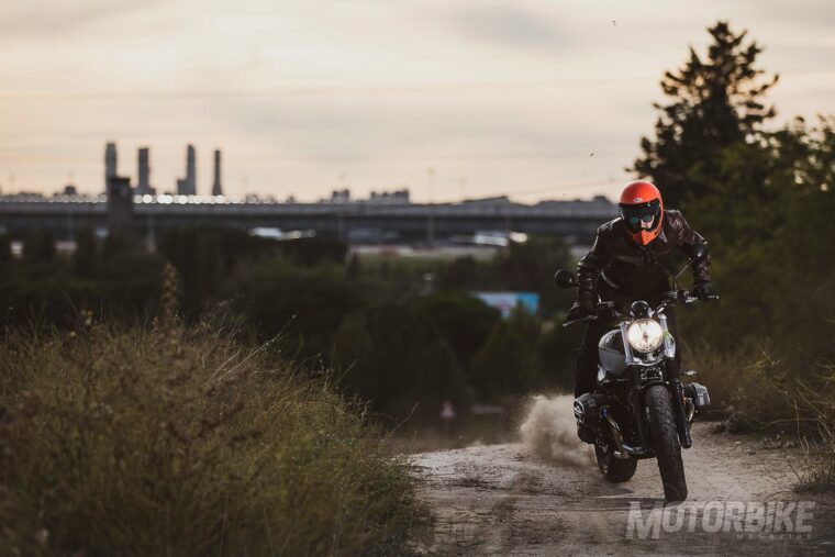 BMW-R-nineT-Scrambler-pruebaMBK073