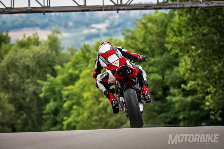 Ducati-Streetfighter-V4-S-2020-35