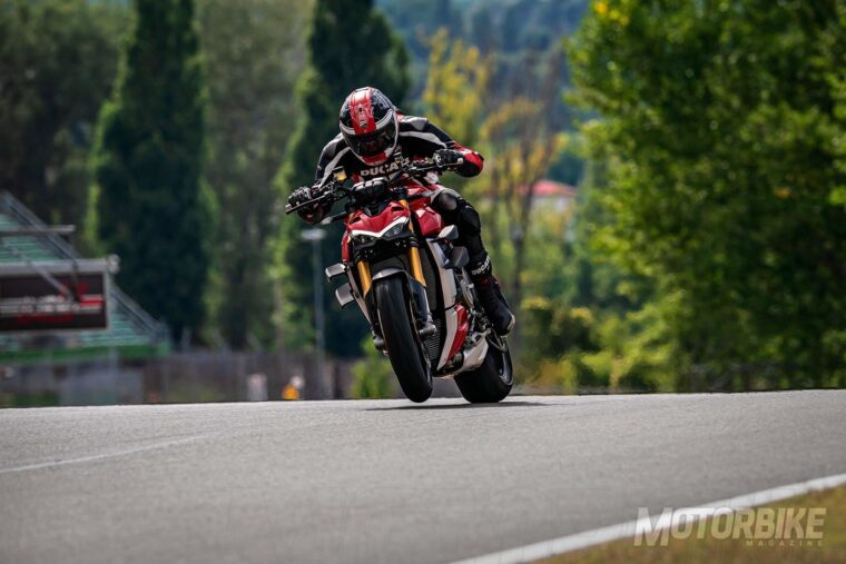 Ducati-Streetfighter-V4-S-2020-37