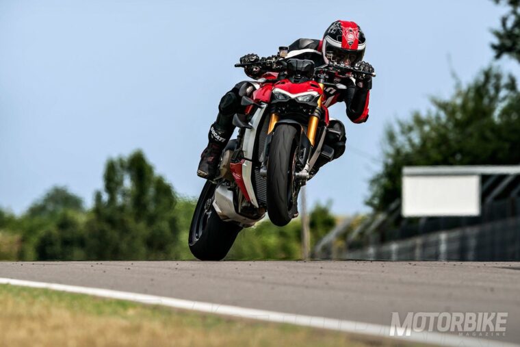 Ducati-Streetfighter-V4-S-2020-38