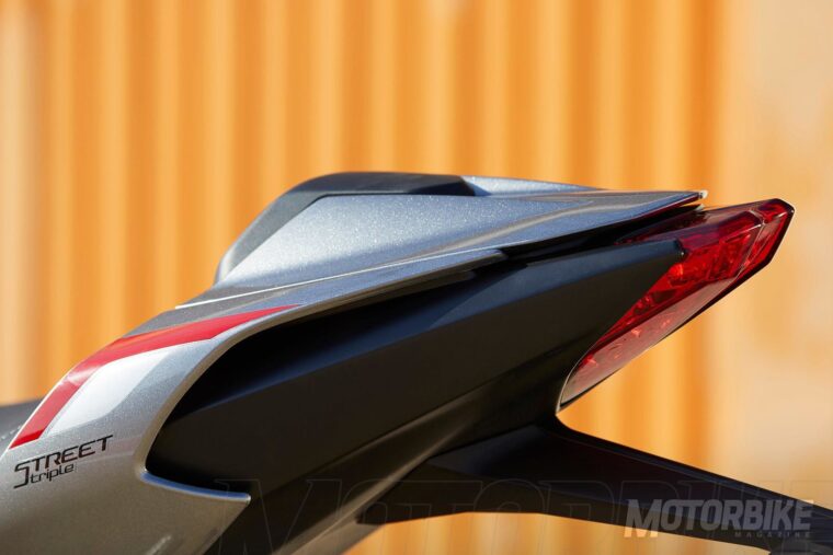 Triumph-Street-Triple-RS-765-2020-detalles - 3