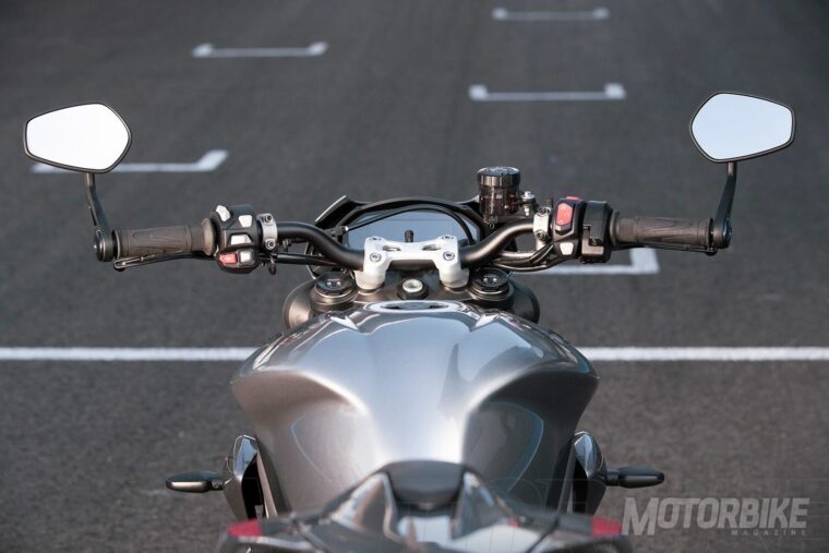 Triumph-Street-Triple-RS-765-2020-detalles - 34