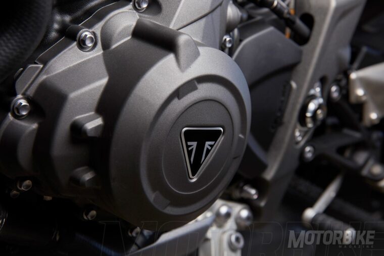 Triumph-Street-Triple-RS-765-2020-detalles - 5