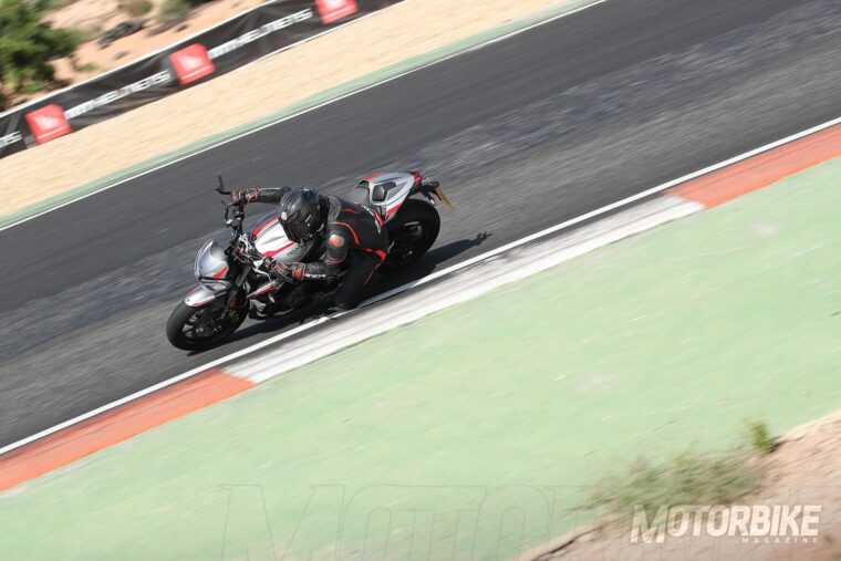 Triumph-Street-Triple-RS-765-2020-prueba - 10