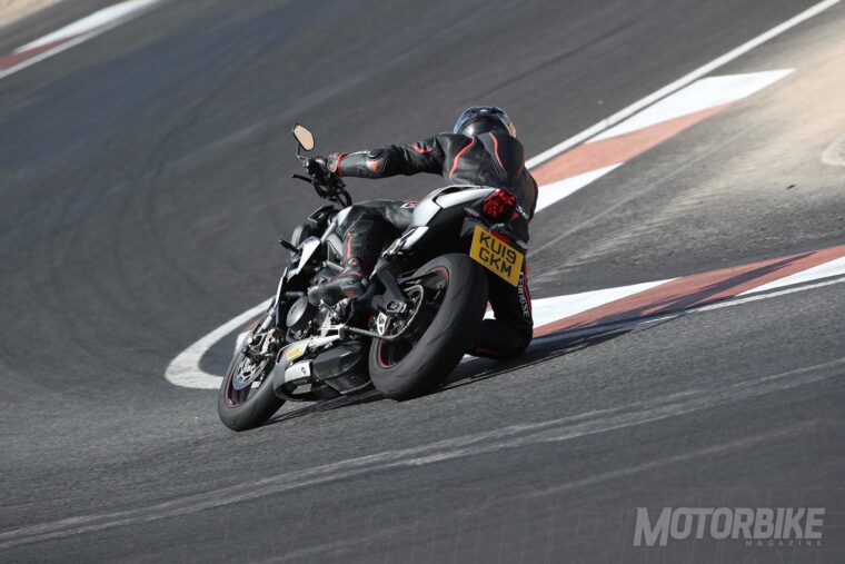 Triumph-Street-Triple-RS-765-2020-prueba - 14