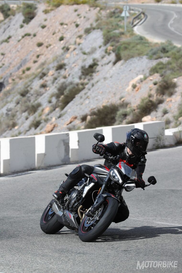 Triumph-Street-Triple-RS-765-2020-prueba - 3