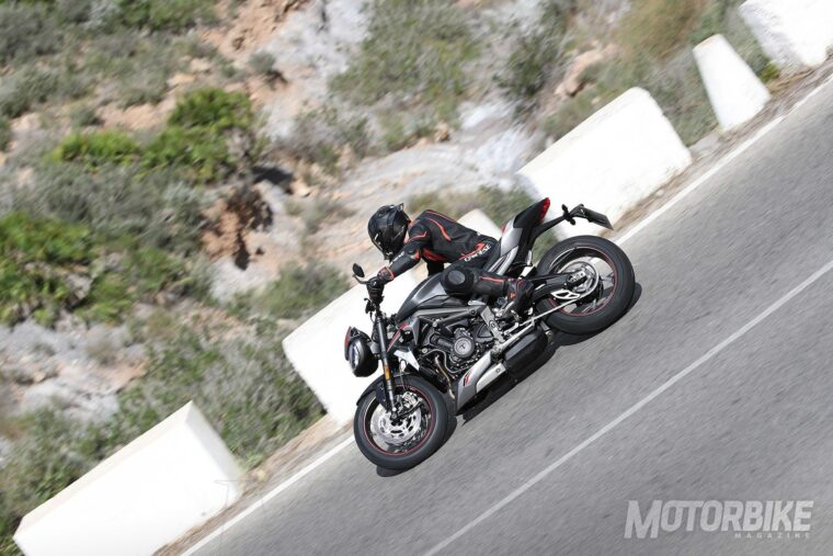 Triumph-Street-Triple-RS-765-2020-prueba - 5