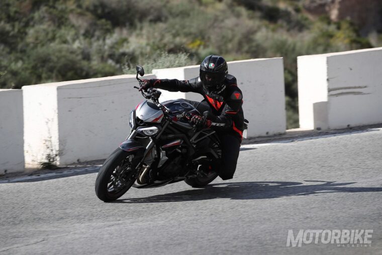 Triumph-Street-Triple-RS-765-2020-prueba - 6