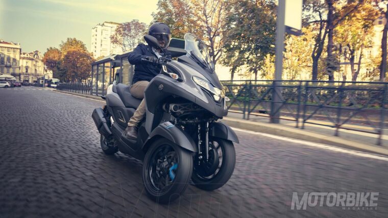 Yamaha-Tricity-300-2020-04