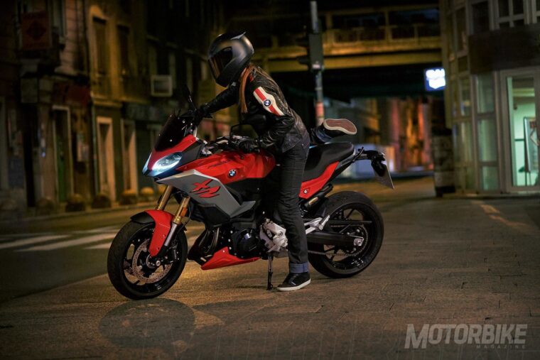 BMW-F-900-XR-2020-13