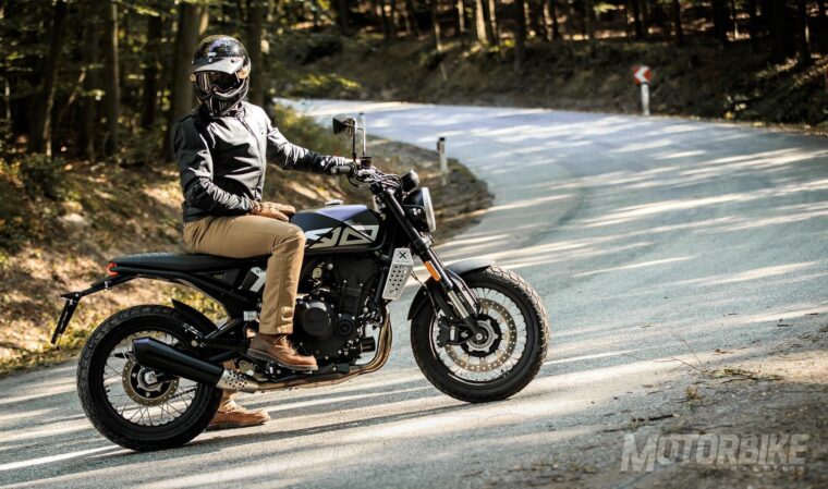 Brixton-Crossfire-500-X-2020-03