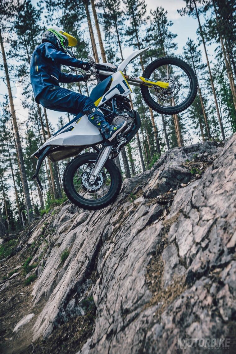 Husqvarna-701-enduro-2020 - 2
