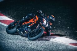 KTM 1290 Super Duke R 2020: nuevo chasis, IMU de 6 ejes y motor actualizado 6 KTM 1290 Super Duke R 2020 (1)