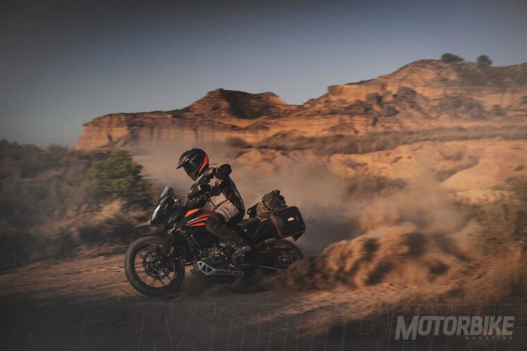 KTM-390-Adventure-2020-02