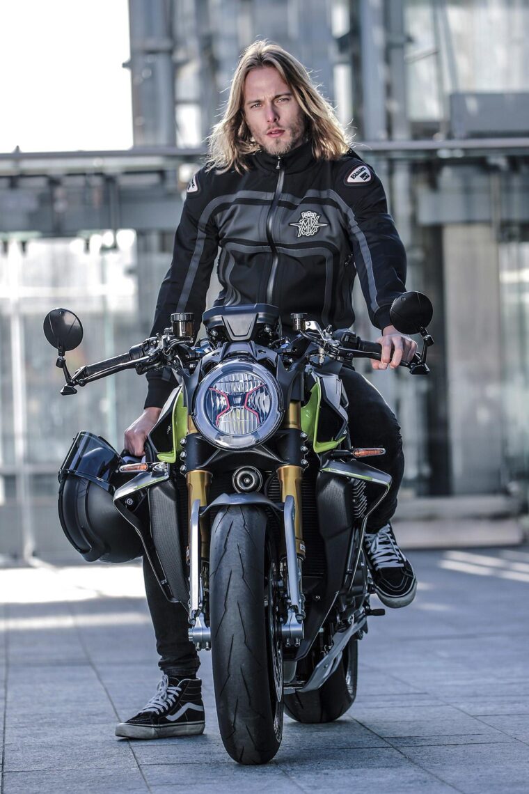 MV-Agusta-Brutale-1000-RR-2020-45