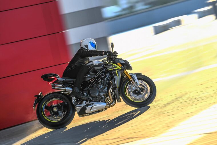 MV-Agusta-Brutale-1000-RR-2020-55