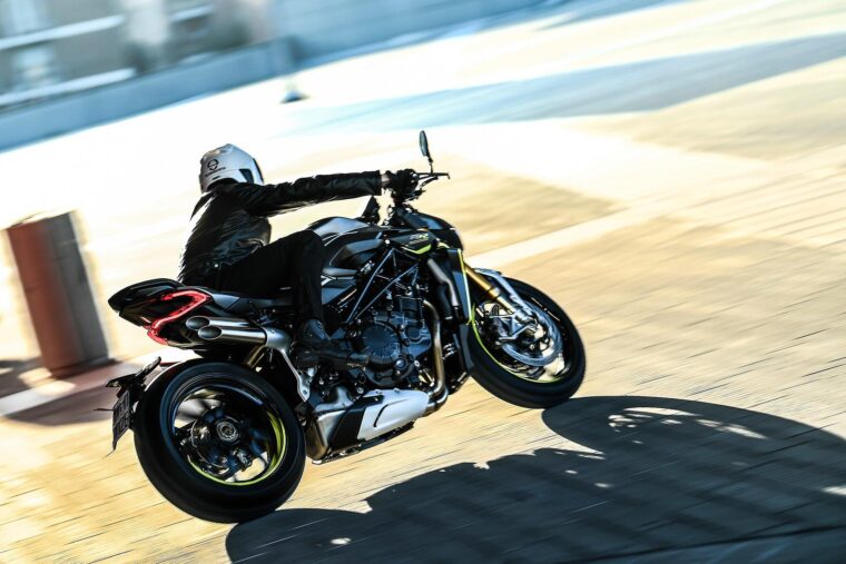 MV-Agusta-Brutale-1000-RR-2020-57