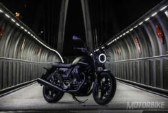 Moto Guzzi V7 III Stone Night Pack 202010