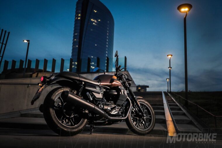 Moto-Guzzi-V7-III-Stone-Night-Pack-2020 - 35