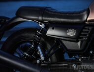 Moto Guzzi V7 III Stone / S y Racer 2020: fotos y fichas. 13 Moto Guzzi V7 III Stone Night Pack 202042