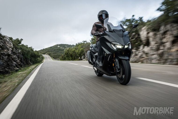 Yamaha-TMAX-2020-pruebaMBK034