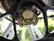 Espectacular preparación Tyga para aquellos propietarios de Honda RVF400 12 Honda RVF400 tyga replica endurance brembo