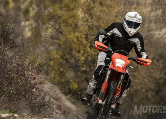 Prueba KTM 690 Enduro R 2019: Trail de verdad y mucho más