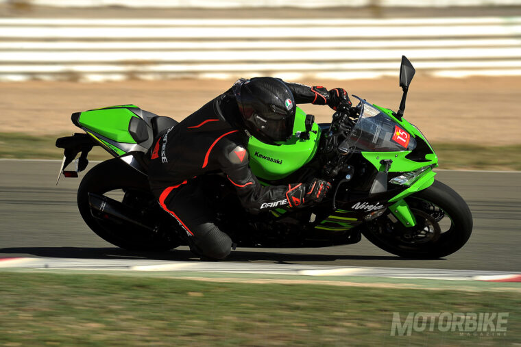Prueba-Kawasaki-Ninja-ZX-6R-636-2019-Circuito - 16