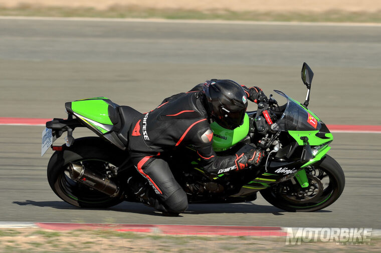 Prueba-Kawasaki-Ninja-ZX-6R-636-2019-Circuito - 4