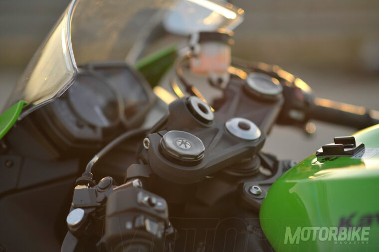 Prueba-Kawasaki-Ninja-ZX-6R-636-2019-detalles - 15