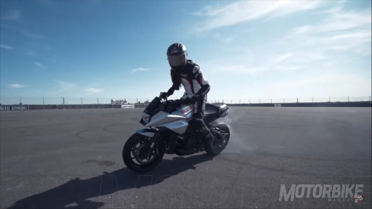 Suzuki-Katana-Sarah-Lezito-stunt-02