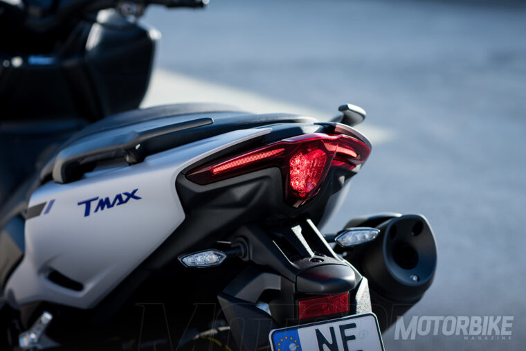 Yamaha-TMAX-2020-pruebaMBK050