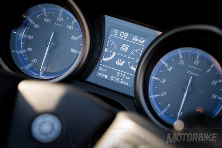 Yamaha-TMAX-Tech-Max-2020-pruebaMBK099