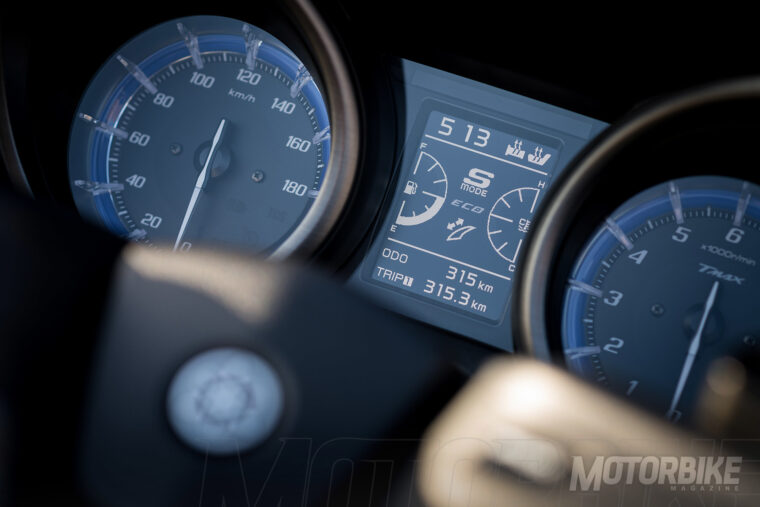 Yamaha-TMAX-Tech-Max-2020-pruebaMBK103