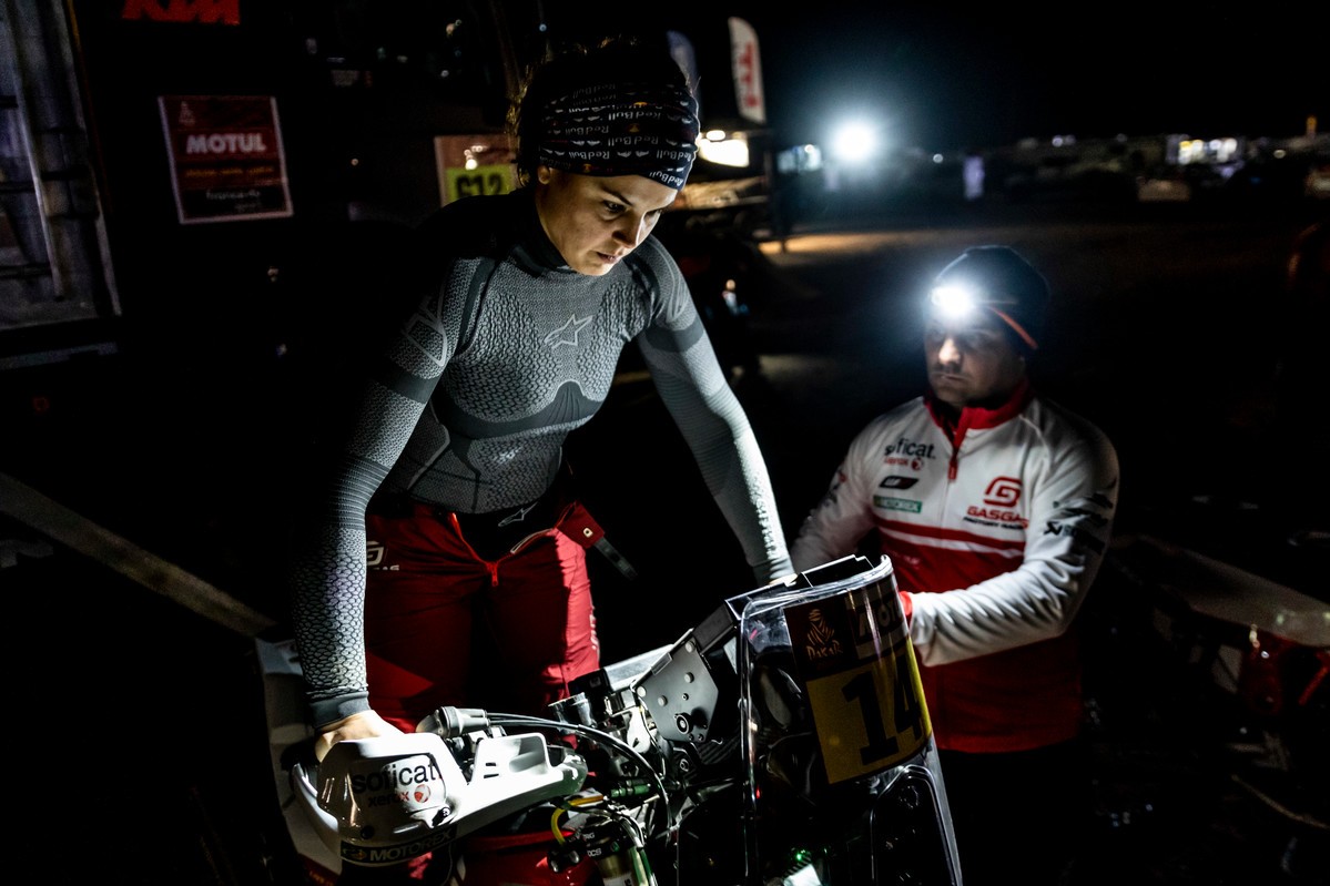 Dakar 2020: Ricky Brabec hace soñar a Honda 10 Laia Sanz Dakar 2020 Etapa 4 7