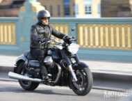 Moto Guzzi California 1400 Touring perfil