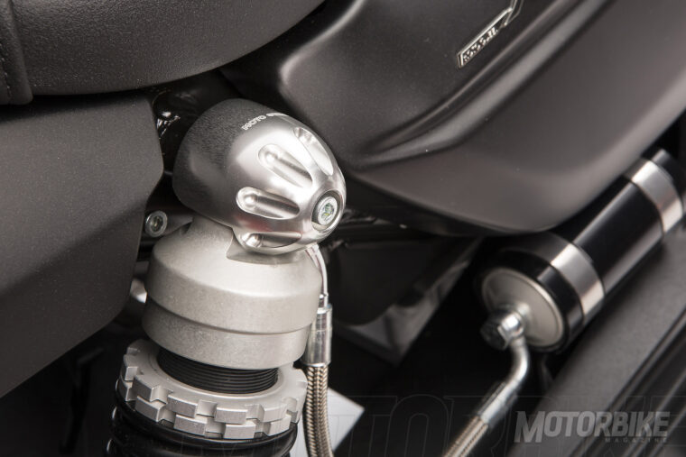 Moto-Guzzi-Eldorado-09