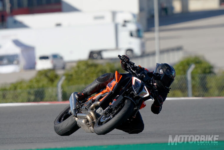 Prueba-KTM-1290-Super-Duke-R-2020-01