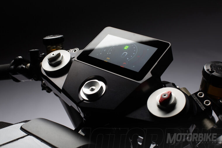 husqvarna-vitpilen-701-charles-leclerc-f1-display