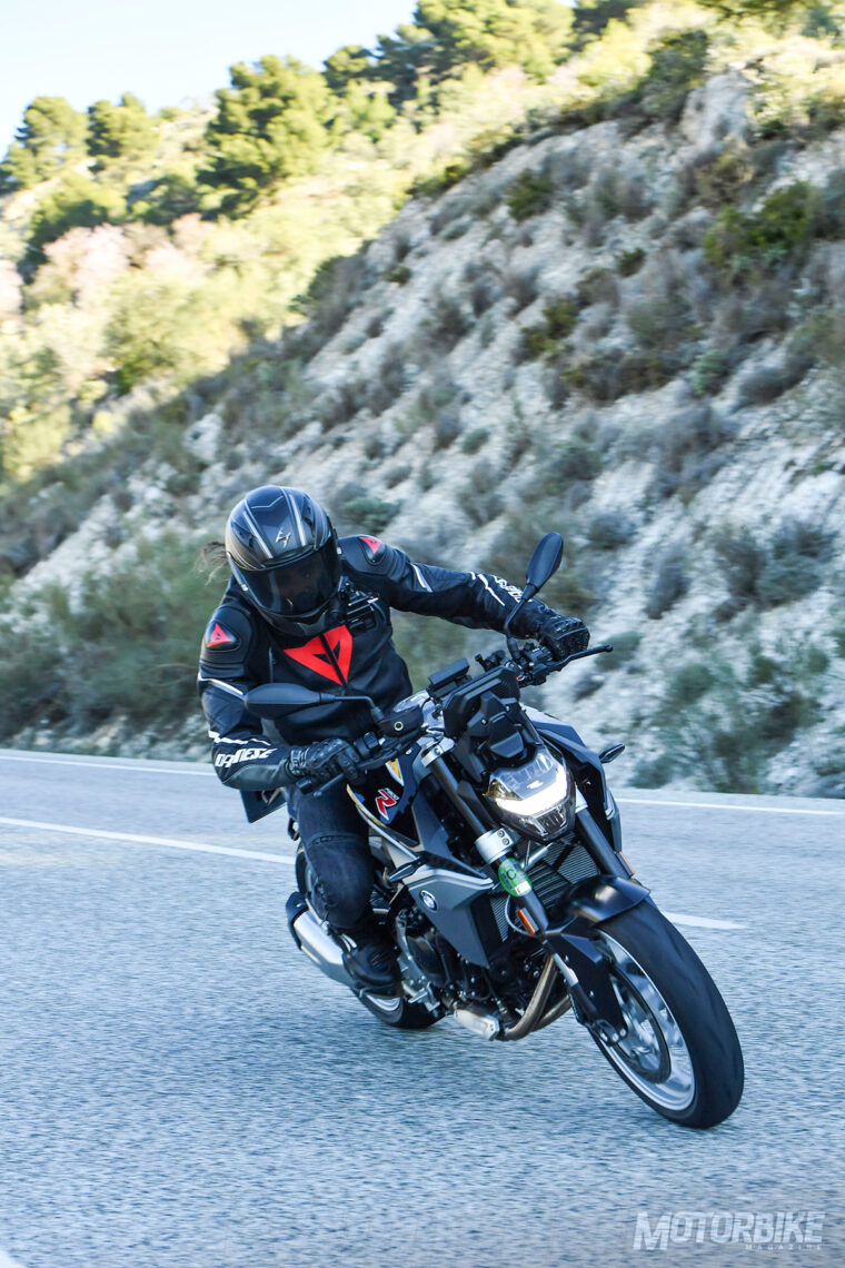 Face to Face: BMW F 900 R vs Kawasaki Z900 32 BMW F 900 R 2020 presentacion prueba 11