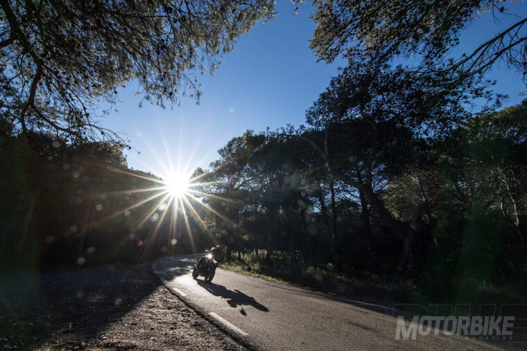 BMW-F-900-R-2020-presentacion-prueba-15