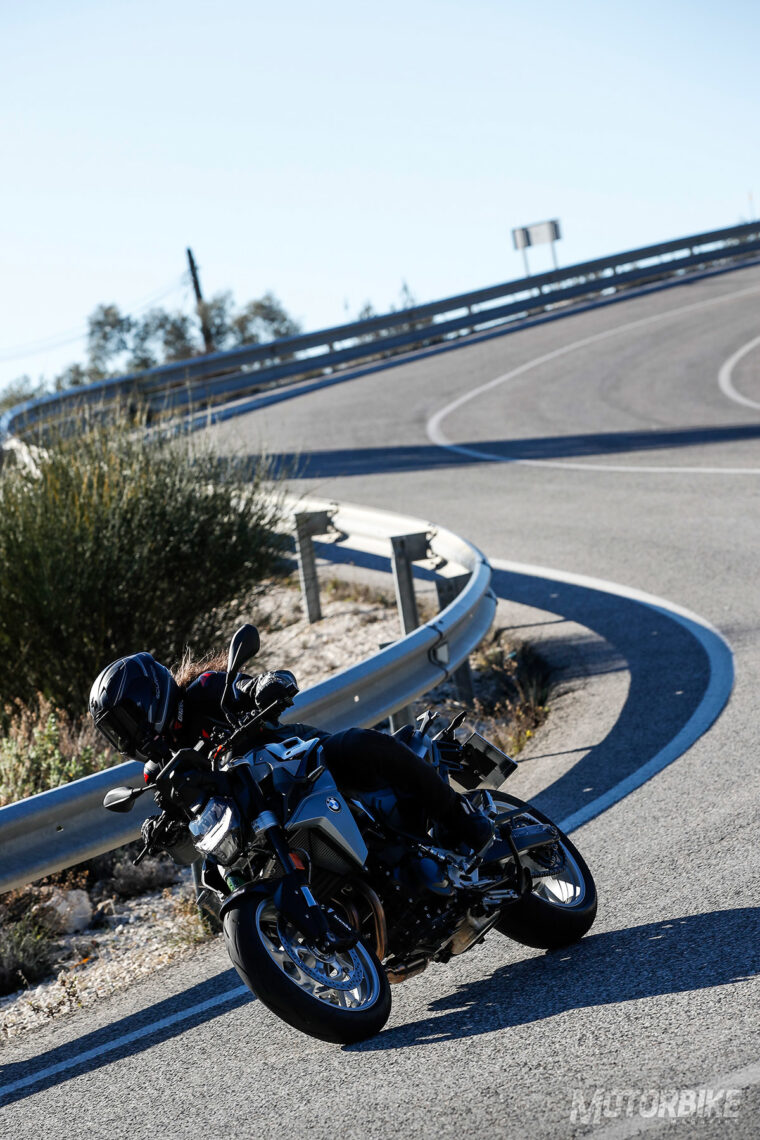 BMW-F-900-R-2020-presentacion-prueba-41