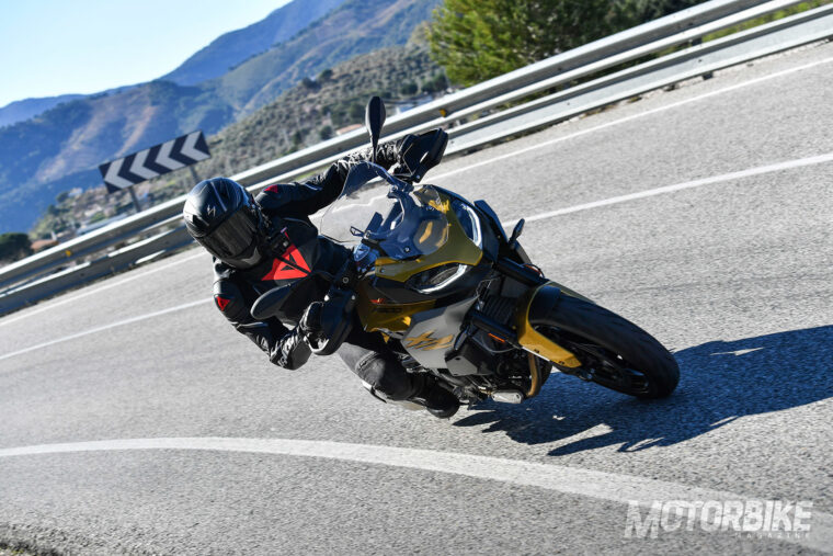 BMW-F-900-XR-2020-presentacion-prueba-09