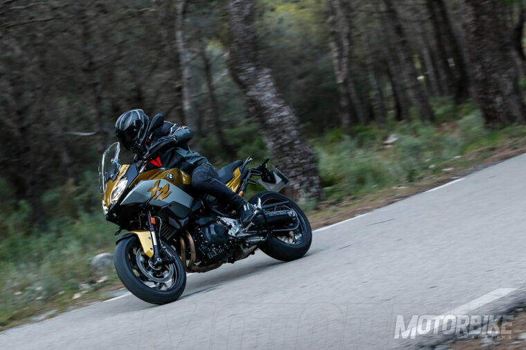 BMW-F-900-XR-2020-presentacion-prueba-23