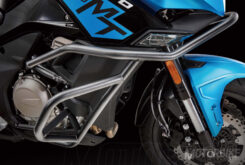 CFMoto 650MT Limited 2020 10