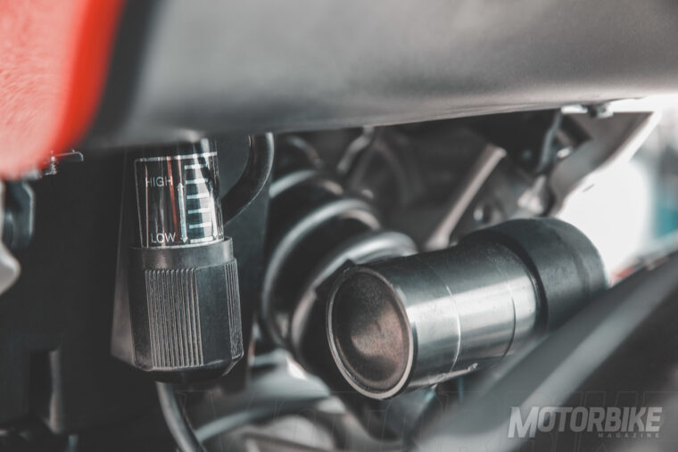 Triumph Rocket 3 R - GT - 2020 Prueba--15